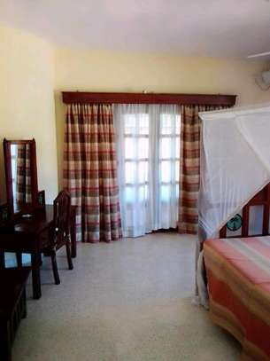 Fully furnished 2 bedroom Beach villa image 6