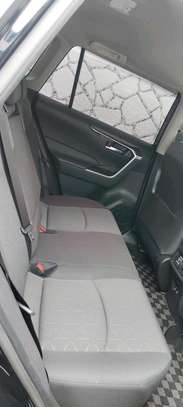Toyota Rav4 Sunroof leather seats 2019 image 9