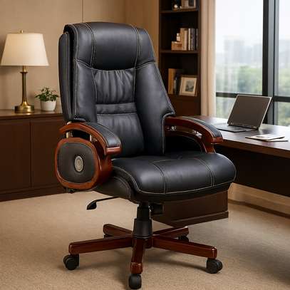 Office Chair: CEO Executive Leather Office Chair image 1