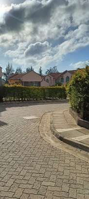 4 Bed Townhouse with En Suite in Ngong image 10