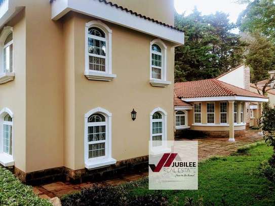 4 Bed Townhouse with En Suite in Kitisuru image 14