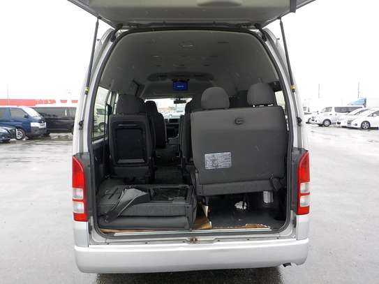 Toyota Hiace 9L DX image 6