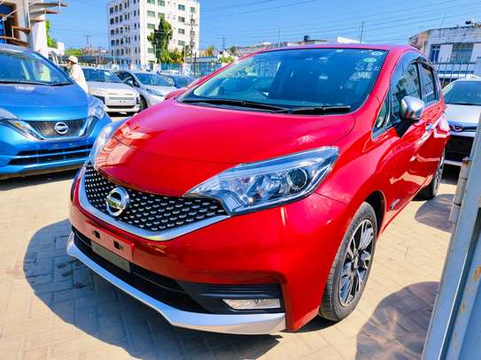 Nissan note E power red wine 2017 image 2