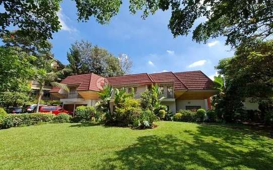 3 ac Commercial Property with Backup Generator in Kileleshwa image 3