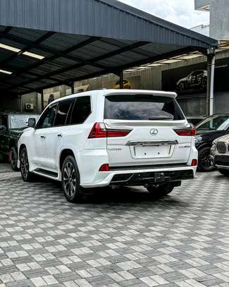 Lexus LX450d 2017 Sunroof Diesel image 10