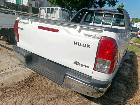 Toyota Hilux single cabin on sale image 5