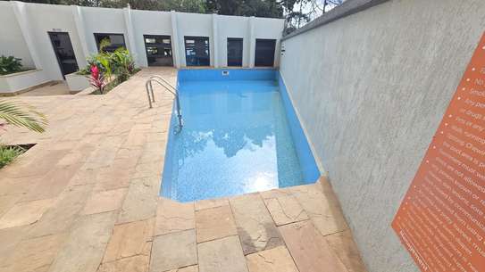 3 Bed Apartment with En Suite in Lavington image 24