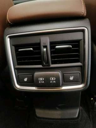 Subaru Forester E-boxer with sunroof 2018 image 9