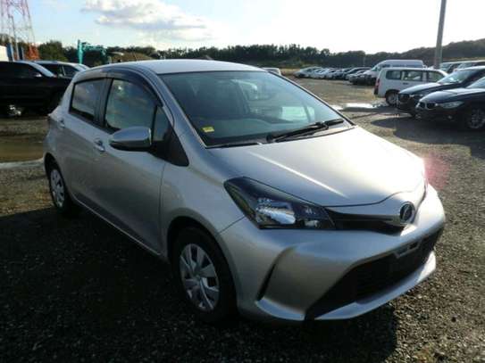 Toyota vitz new model( MKOPO/HIRE PURCHASE ACCEPTED) image 2