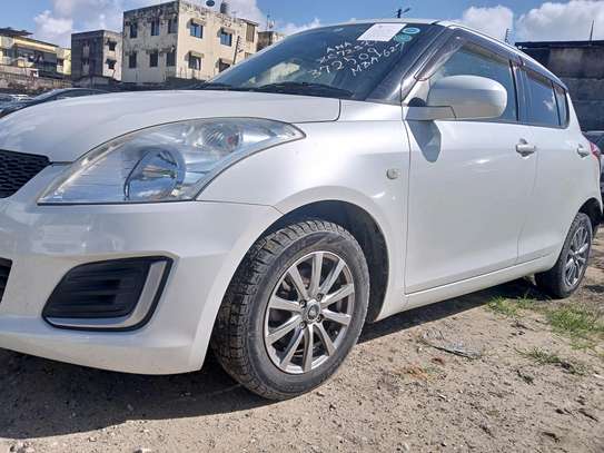 Suzuki swift image 9