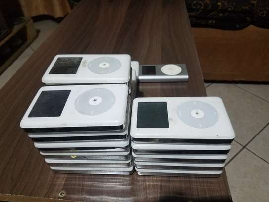 IPODS {assorted} image 5