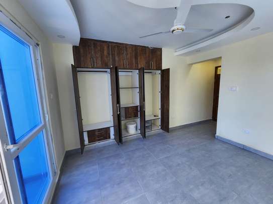 2 Bed Apartment with En Suite at Voyager Hotel image 36