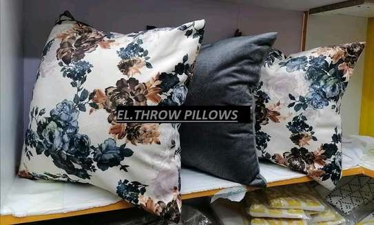Elegant throw pillows image 9