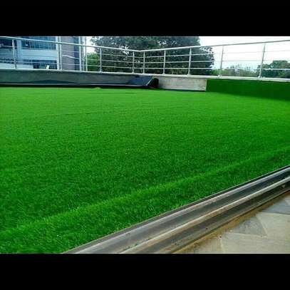 Nice and  affordable grass carpets image 1