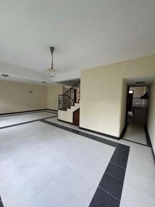 4 Bed House with En Suite at Shanzu Road image 1