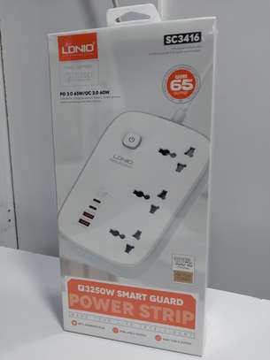 Ldnio SC3416 Power Strip 65W 3 Sockets With 4 Port Charger image 2
