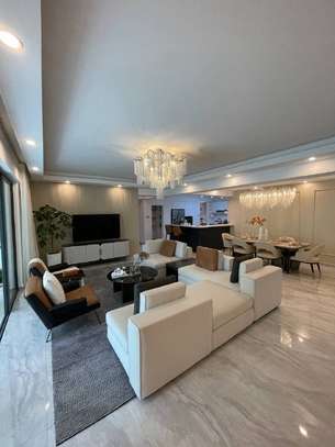 4 Bed Apartment with En Suite in Lavington image 2