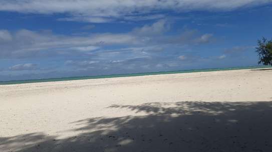 2 Bed House with En Suite in Watamu image 28
