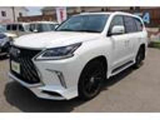 LEXUS LX LX570 image 12