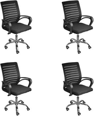 Venus Low Back Mesh Clerical Chair image 4