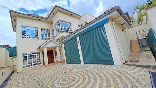 4 Bed House with En Suite in Kyuna image 5