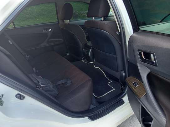 Toyota Mark X KDN white image 6
