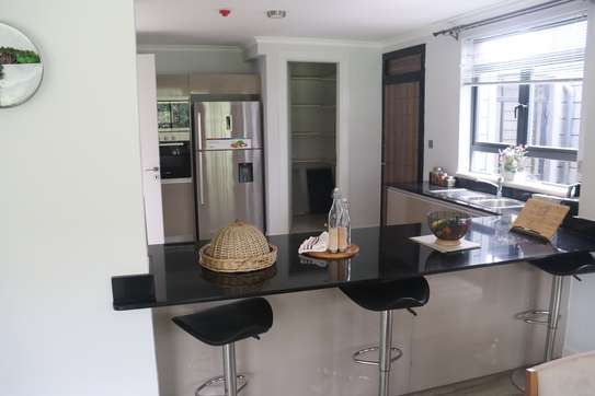 3 Bed Townhouse with En Suite in Kiambu Road image 9