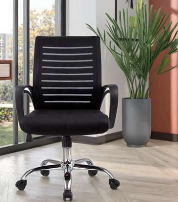 Office chair: Height-Adjustable Executive Swivel Office Seat image 2