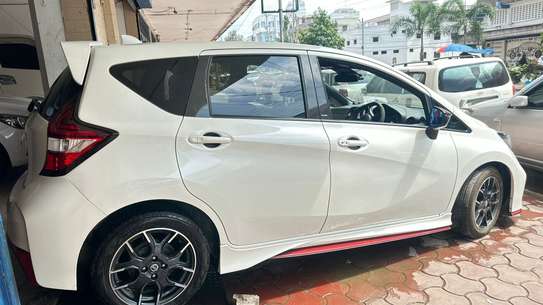 Nissan nismo White 2018 image 7