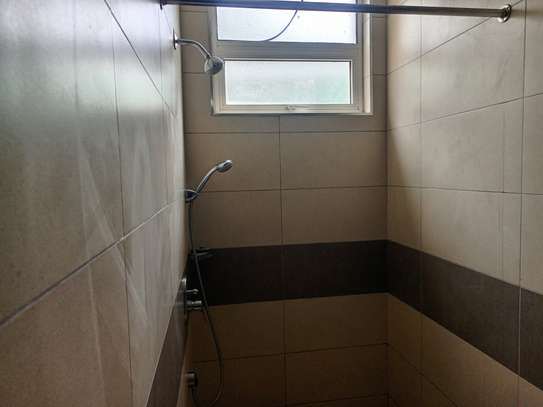 2 Bed Apartment with En Suite at Farm image 12