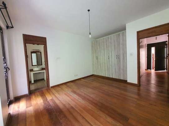 3 Bed Apartment with En Suite at Spring Valley Road image 15
