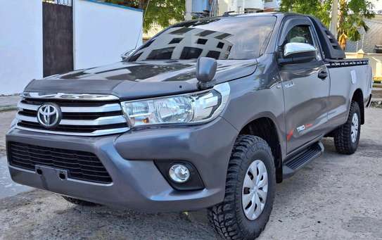 TOYOTA Hilux image 3