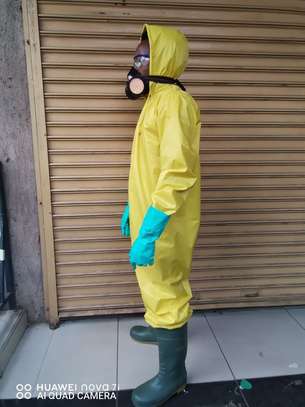 Yellow spray suits image 1