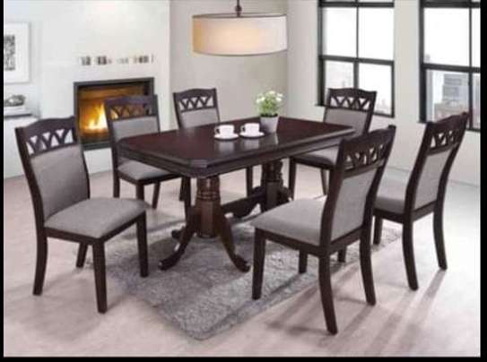 6 seats table image 3