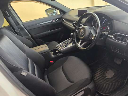 Mazda  cx8 2019 model image 2