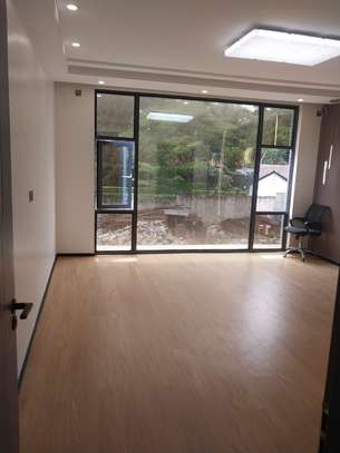 5 Bed Townhouse with En Suite in Lavington image 1