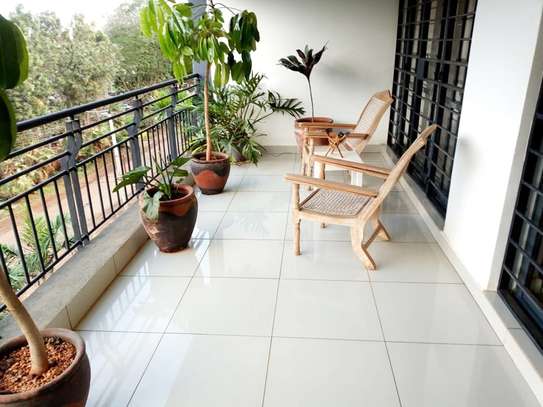 2 Bed Apartment with En Suite at Rhapta Road Side image 1