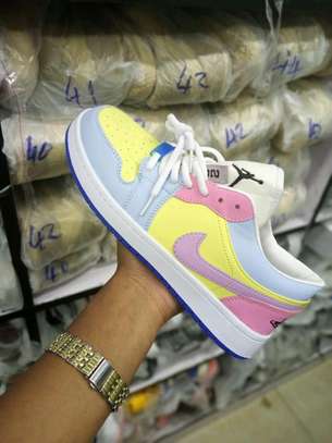 Airforce 1 color changer image 1