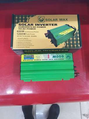Solar Max Solar Inverter 600 Watts image 1