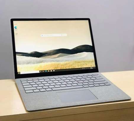 Microsoft Surface pro 3(silver) laptop image 4