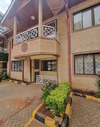 4 Bed Townhouse with En Suite in Kileleshwa image 1