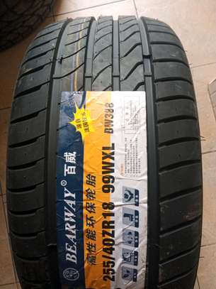 255/40ZR18 Brand new Bearway tyres. image 1
