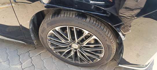 Toyota Alphard Executive 2018 Sunroof Black image 6