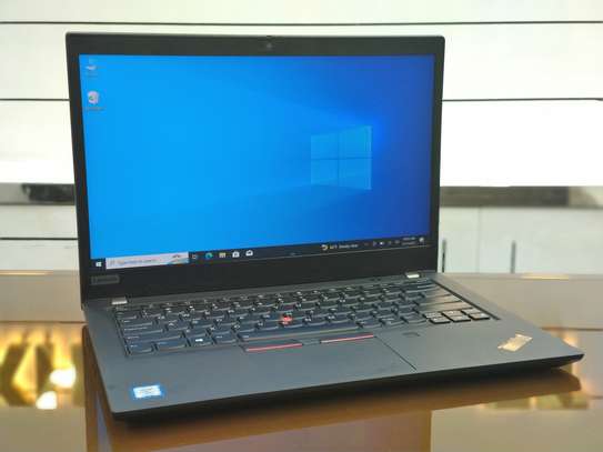 Lenovo ThinkPad T480s i7 8th Gen, 16GB/ 512GB, Touchscreen image 2