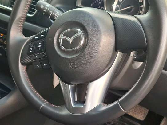 MAZDA AXELA image 13