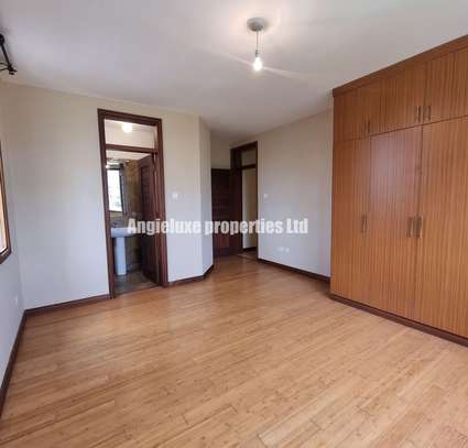 4 Bed Apartment with En Suite at Riverside Drive image 12