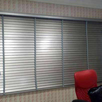 Affordable office blinds image 5