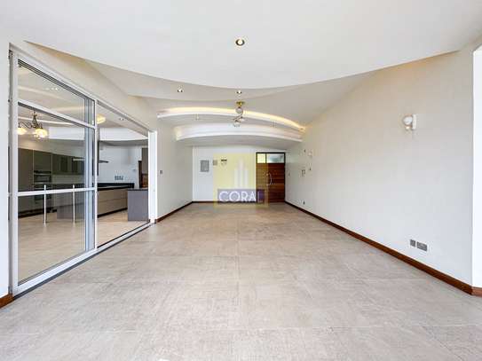 5 Bed Apartment  in Spring Valley image 5