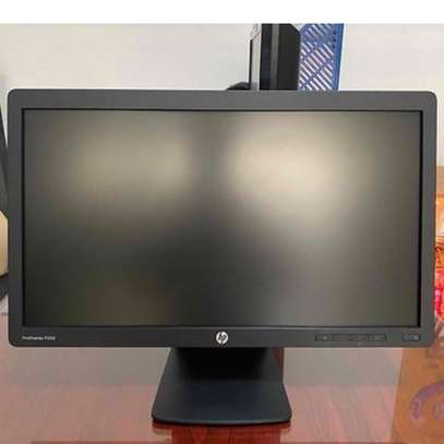 HP ProDisplay P200 19.5 Inch LED Backlit Monitor image 2