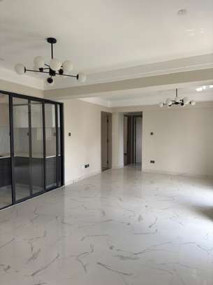 4 Bed Apartment with En Suite at Kilimani image 2